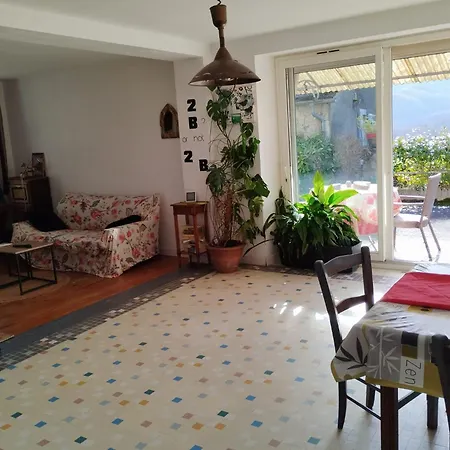 Chez Mamo Apartament Bescat